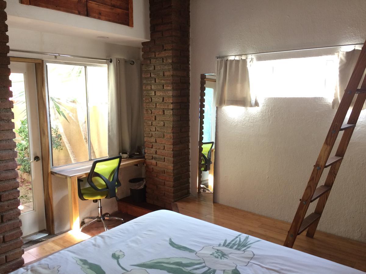 Oui Madame Bed & Breakfast 3*